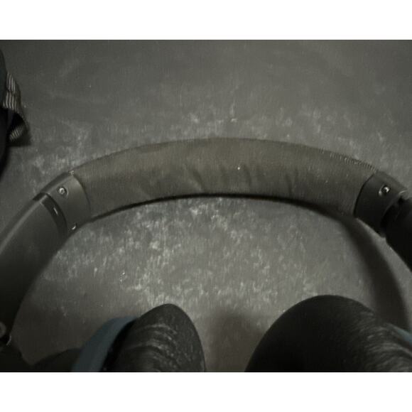 Bose QuietComfort QC25 Acoustic Noise Cancelling Wired Headphones Case Adapter - Picture 8 of 12